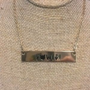 🐱 power necklace
